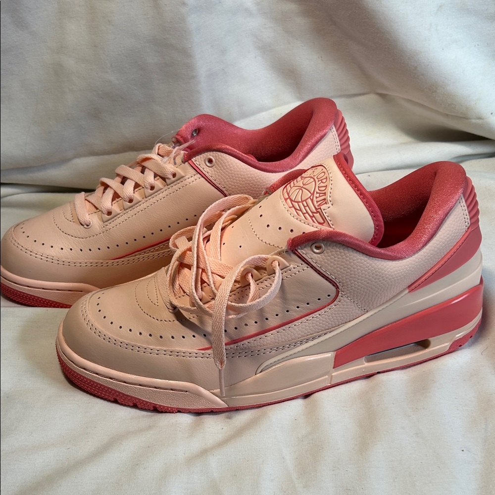 NWOB JORDAN 2/3 washed coral Size 11 women’s